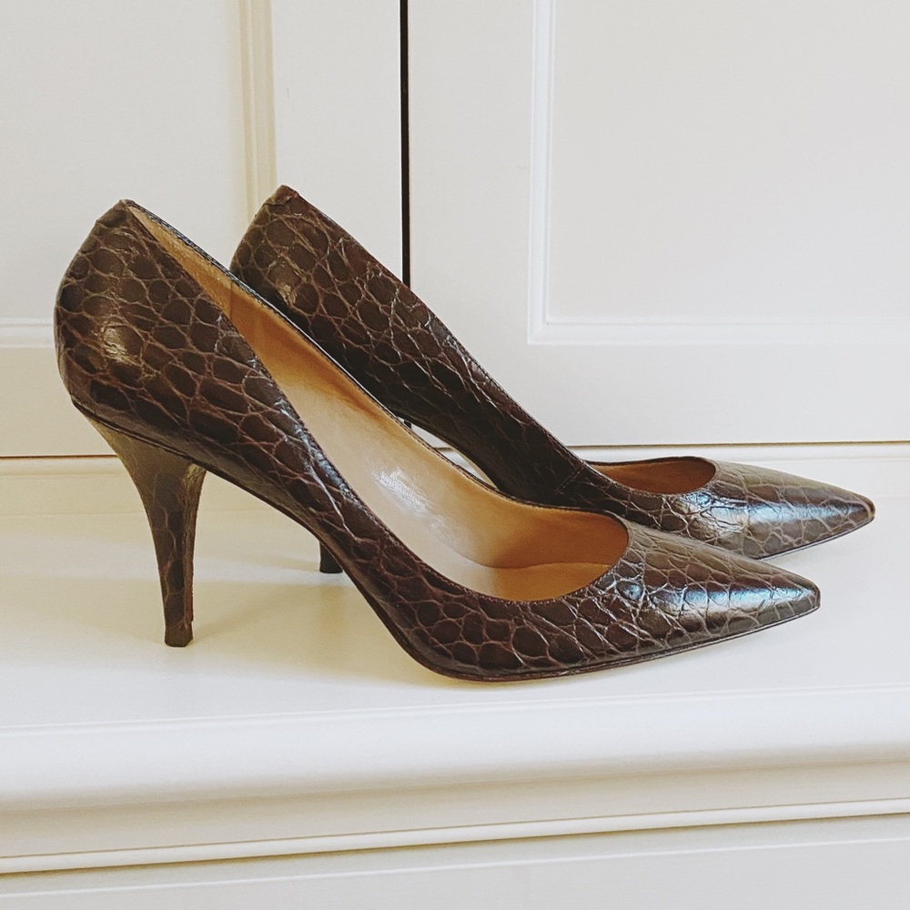 Talbots crocodile embossed leather heels